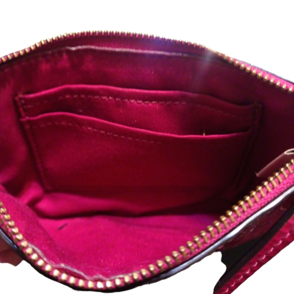 Coach Hot Pink Patent Leather Wristlet with Gold Hardware - Picture 7 of 9